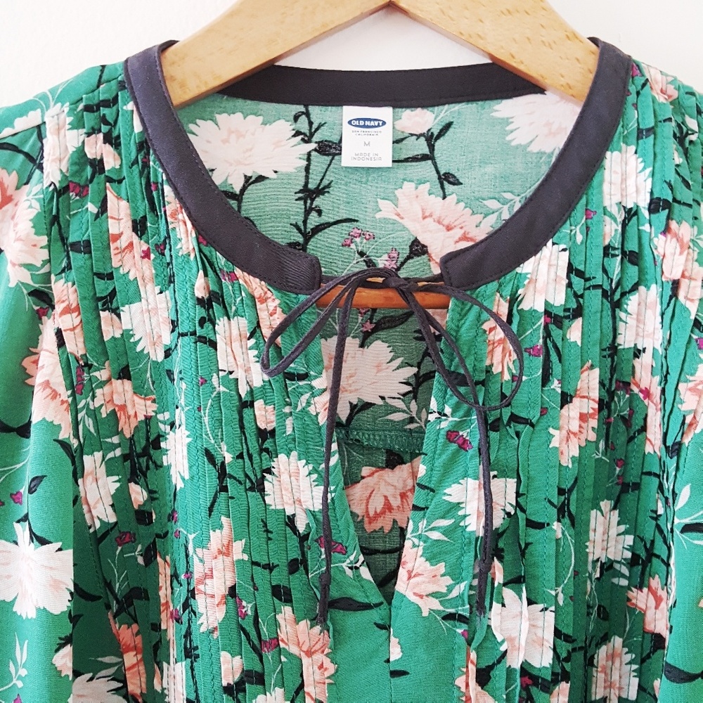Floral Tunic - Picture 2 of 3